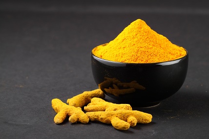Orange og gurkemeje ansigtspakke