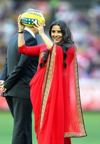 Red Saree -ben