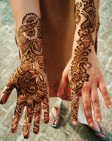 Brede Marathi Mehendi -designs