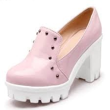 Platform sarkú világos rózsaszín cipő lányoknak