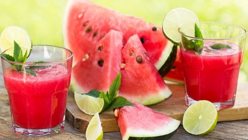 Vandmeloner for at reducere mørke cirkler