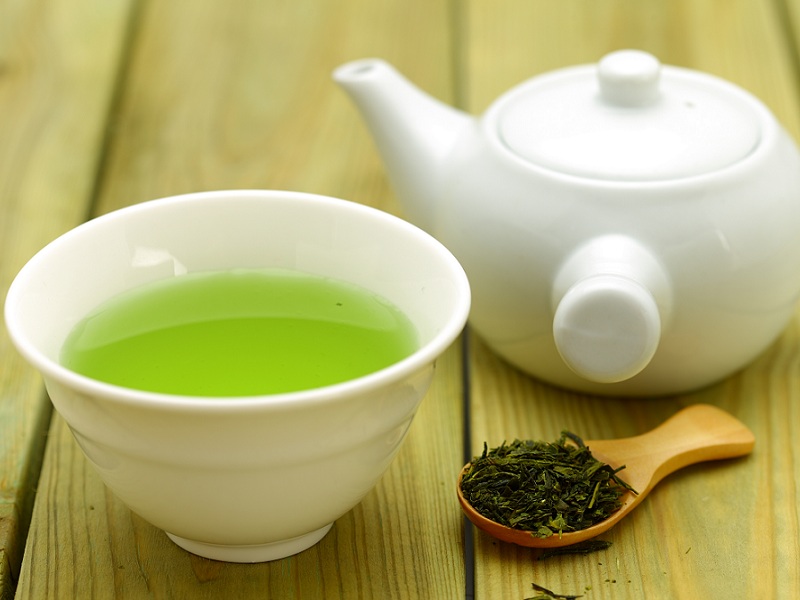 Gránátalma és zöld tea arcpakolás