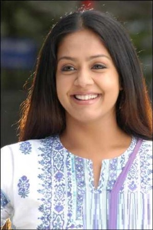 Jyothika smink nélkül 3