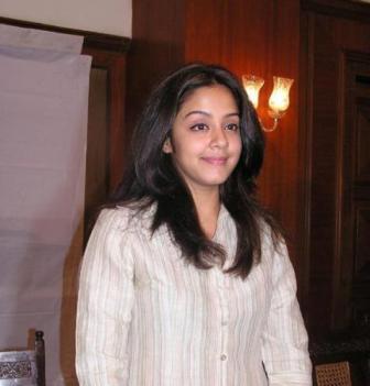 Jyothika smink nélkül 7