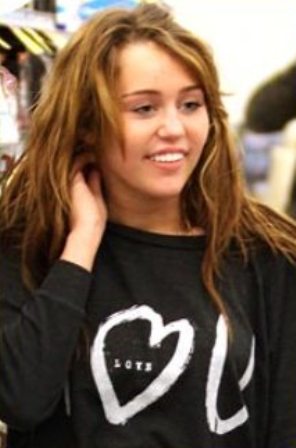 Miley Cyrus uden makeup 3