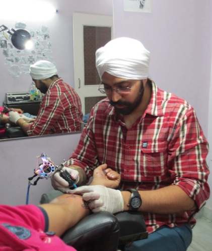 Art n Skin Tattoos i Delhi
