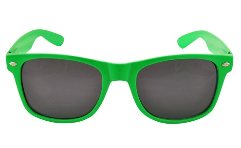 Wayfarer típusú zöld napszemüveg