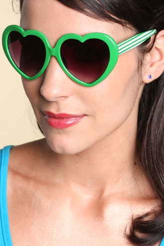 Tervező fülbemászó zöld keretű napszemüveg