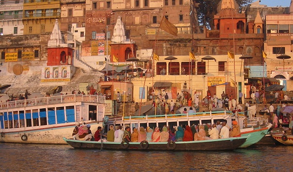 Varanasi turisztikai helyek-Dasaswamedh Ghat