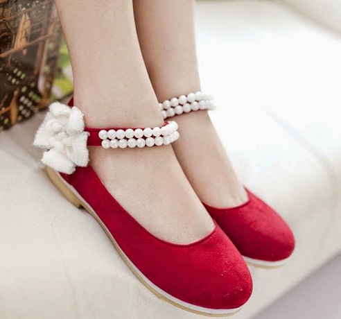 Gyönyörű lapos cipő piros színben
