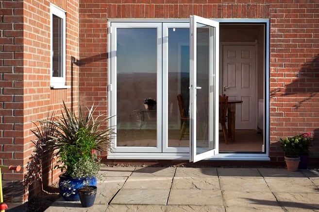 UPVC bifold ajtók