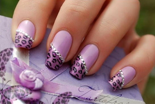 Lilac Brudepige Leopard Print Nail Art