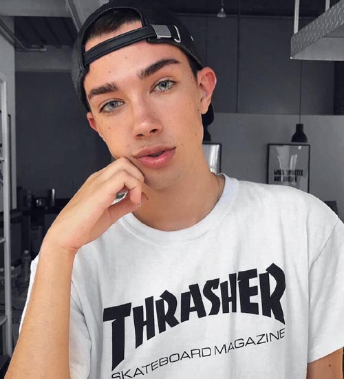 James Charles smink nélkül 5