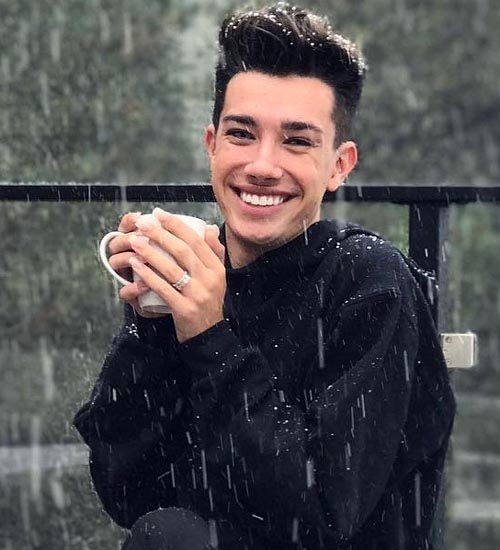 James Charles smink nélkül 8