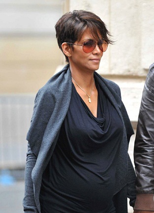 Halle Berry uden makeup 9
