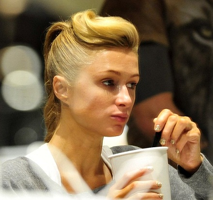 Paris Hilton uden makeup 10