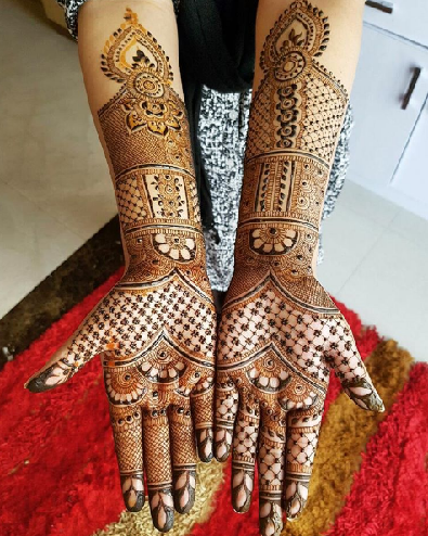 Fuld hånd Teej Mehendi design