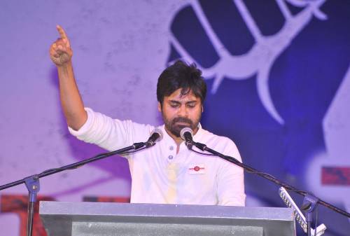 Pawan Kalyan med og uden makeup 4