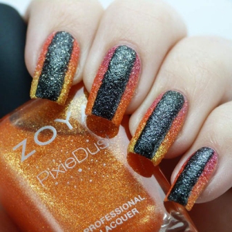 Prøv Sunset Nail Art Design ved at bruge Liquid Sand Neglelak