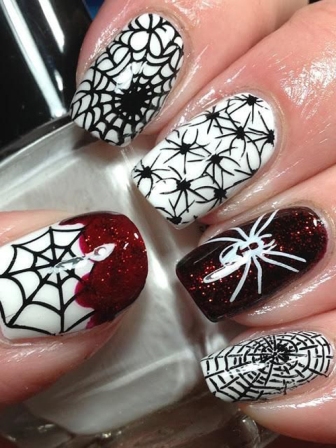 Web og edderkopper Nail Art Designs