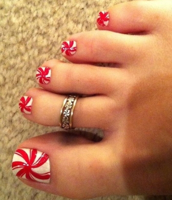 Candy Cane Toe negle designs