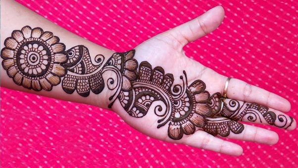 Virág arab Mehndi Design