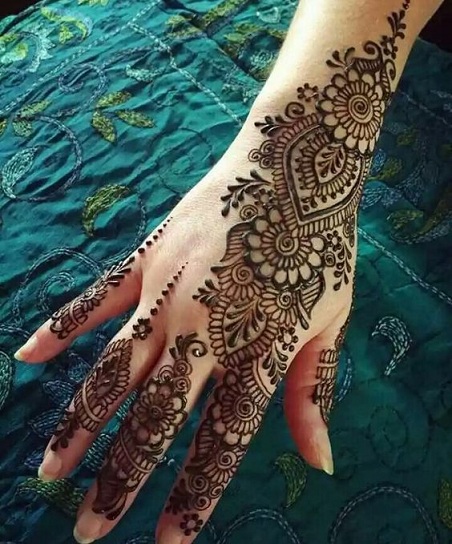 Mughlai -stil arabisk Mehndi -design