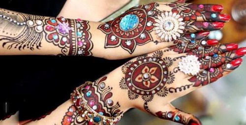 Arabiske Mehndi -designs til teenagepiger