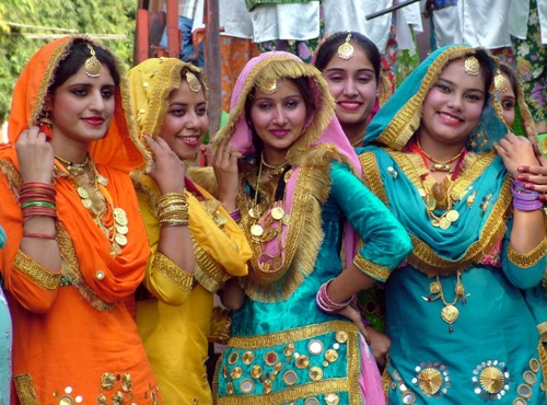 teeyan fesztivál Punjabban