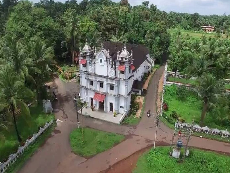 Szent Klára templom, Assonora, Goa