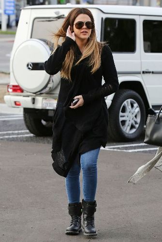 Khloe Kardashian uden makeup 7