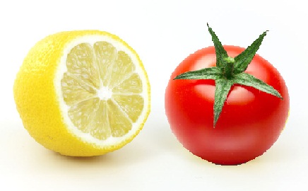 Tomat- og citronsaft for at fjerne mørke cirkler