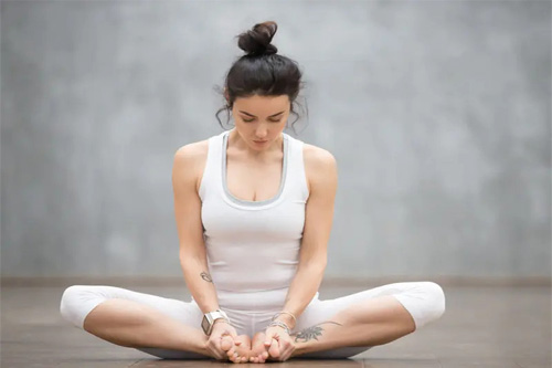 Baddha Konasana az időszakok szabályozására