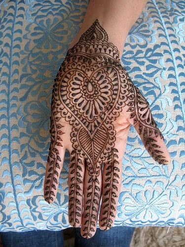 Tung MEHNDI DESIGN