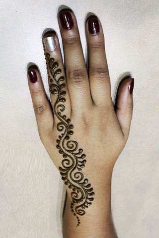 Tilbage Spiral Circular Mehandi Design