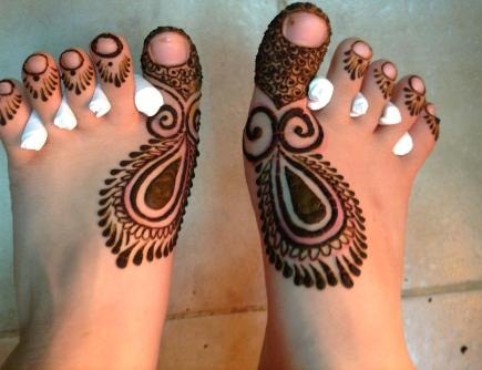 Henna Design lábakhoz