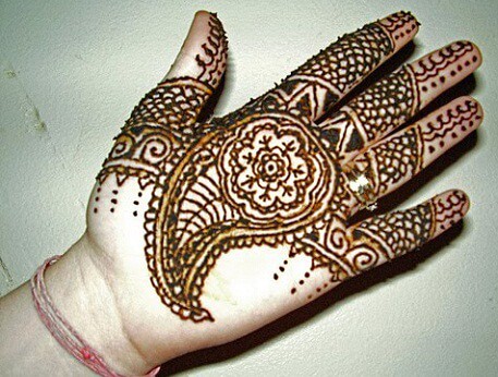 Let indisk Mehandi -design