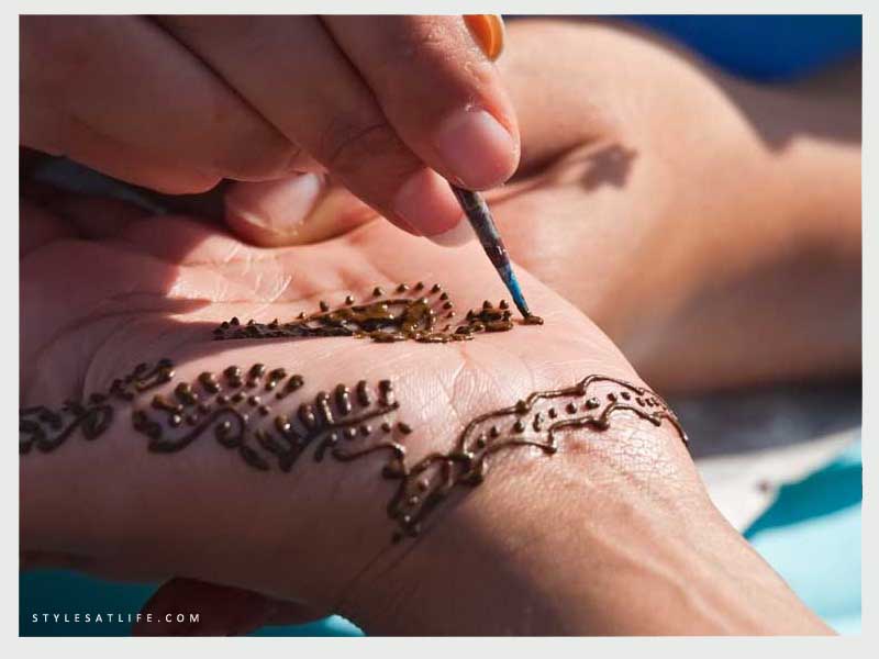 Egyszerű és könnyű Mehndi Designs