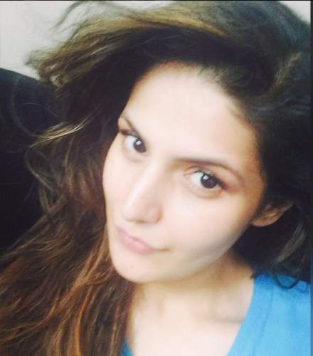 Zarine khan uden makeup 12