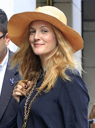 Drew Barrymore uden makeup 8