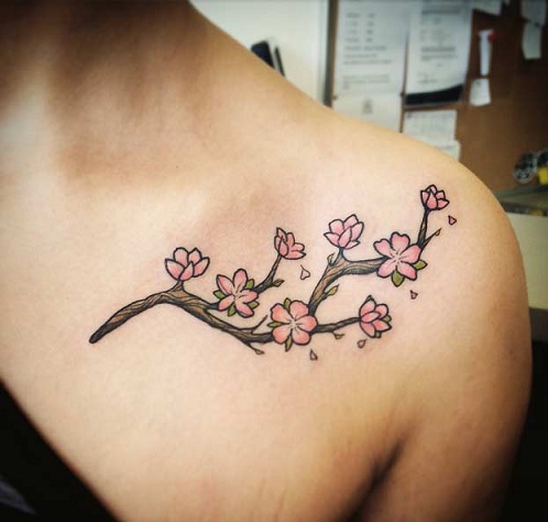 Csodálatos cseresznyevirágos tetoválások