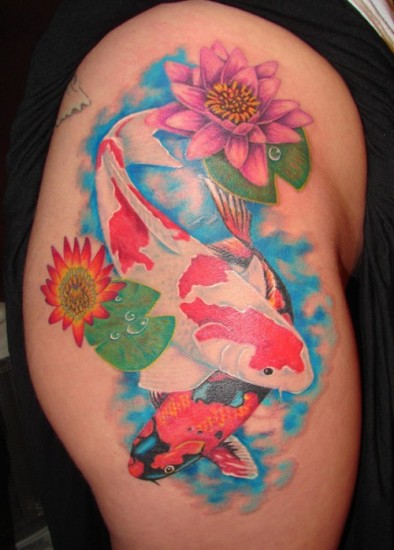 Et par tatoveringer af Koi Fishes