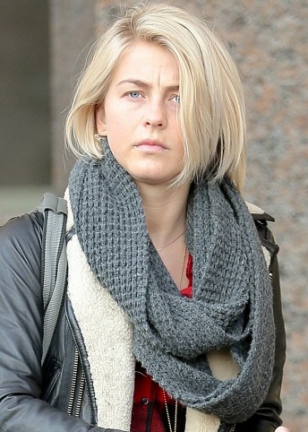 Julianne Hough Uden Makeup 2