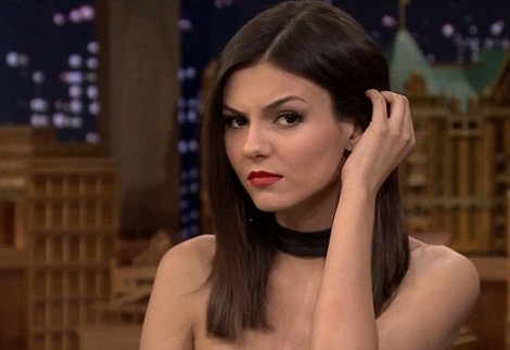 Victoria Justice uden makeup 12