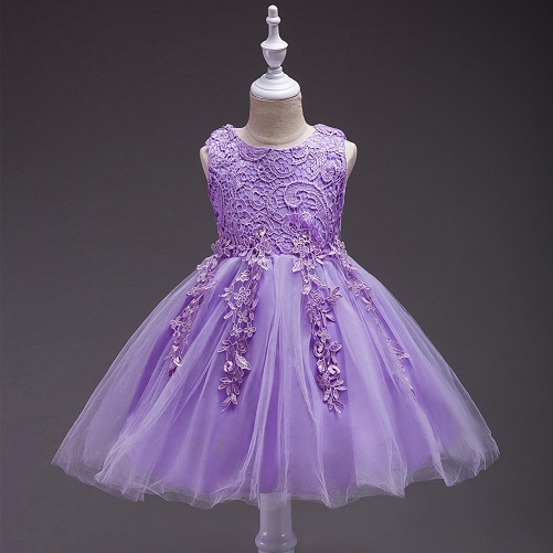 Elegáns lila ruha