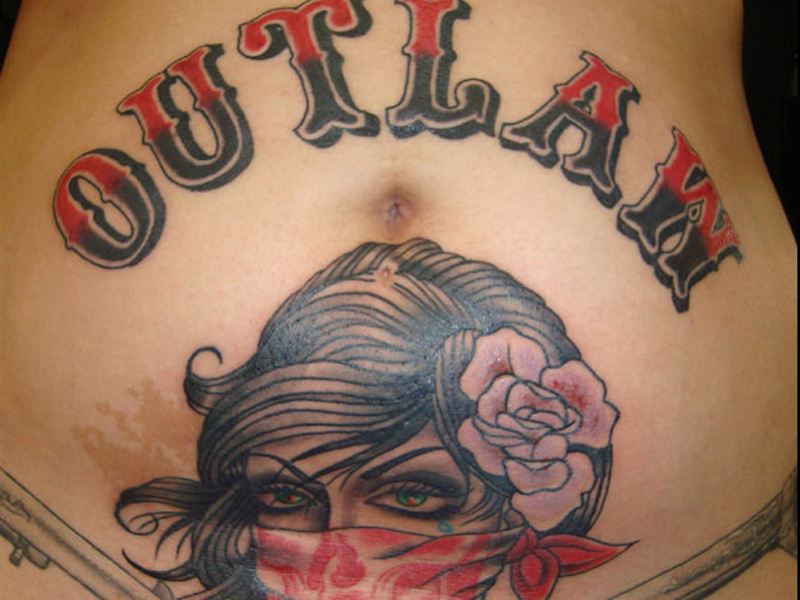 Gyomor tetoválás minták férfiaknak és nőknek