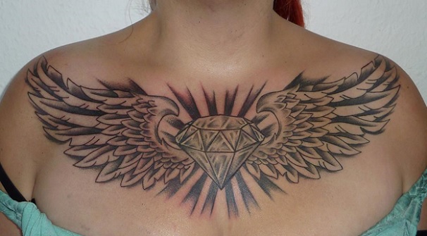 Diamant med vinger tatovering