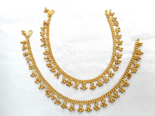 Bell designet anklet lavet af guld