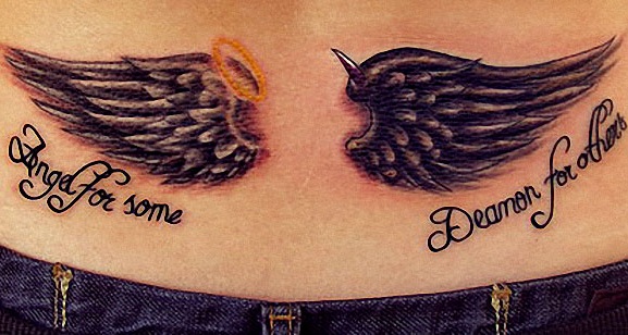 Nederste del af ryggen & amp; Demon Wings Tattoo