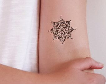 lille mandala tatovering design